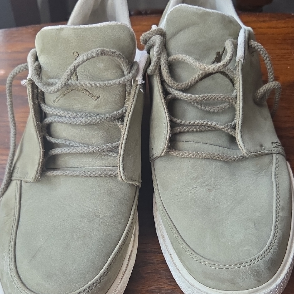 Nike Green Sneakers Mid-Top Comfort